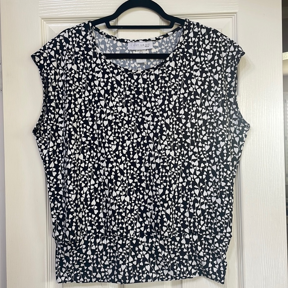 C’est La Vie That’s Life Black and White Pattern Blouse